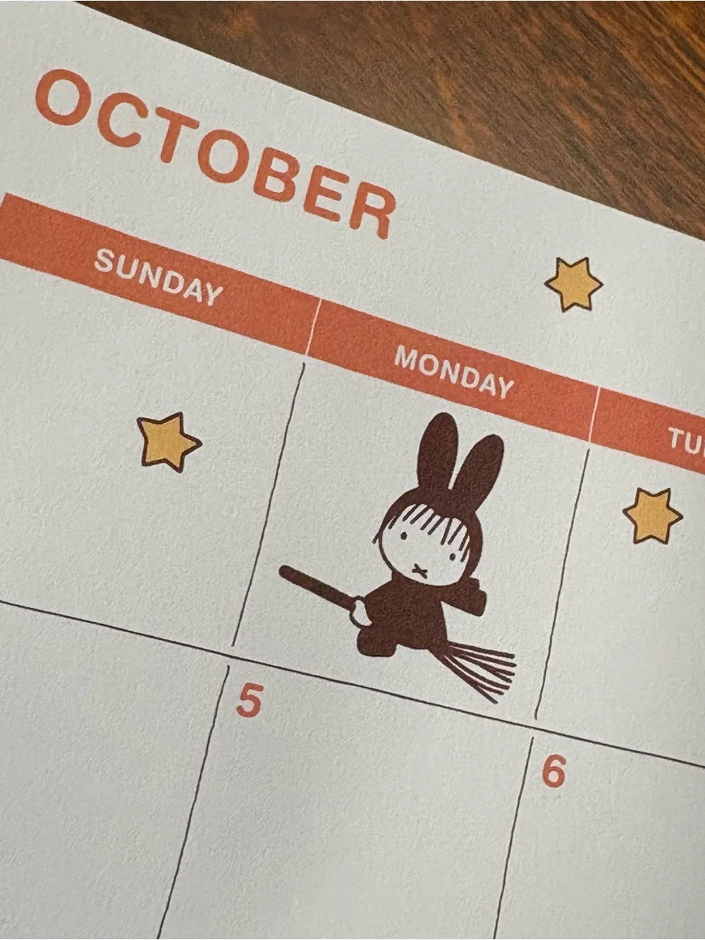 miffy 17 Month Planner — Green, Orange & Yellow Accents: Aug 2026 - Dec 2027